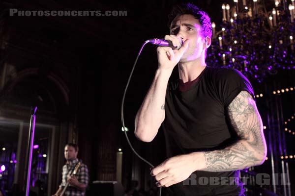 MAROON 5 - 2010-09-14 - PARIS - Hotel Westin - 